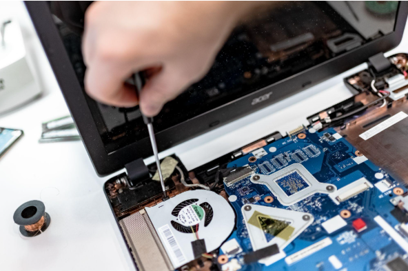 Featured image for “How Long Business Computers Last and When to Replace Them”